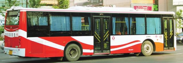 江苏交通全知道，从机场到市内公交路线，旅行方便不迷路