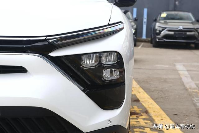 新车｜比国内更贵，东风雪铁龙凡尔赛C5 X将出口日本，23.4万起售