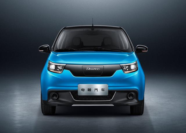 曾经的东南旗舰车型——电咖EV10，6万的续航仅255km，不够看