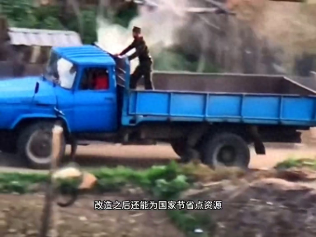 朝鲜的蒸汽汽车，烧木头就能发动，不用烧油节省能源#朝鲜