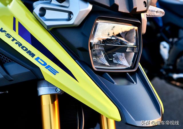 新车｜售价15.68万元，铃木新款V-STROM 1050DE上市，悬架行程增加