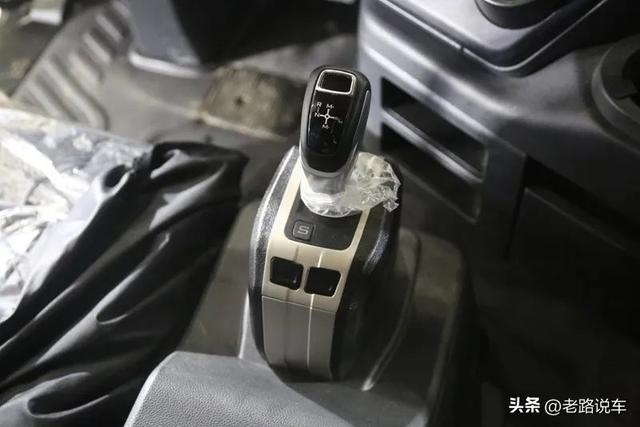 造军车的怎么做商用车？详拍航天万山纯电动自卸车