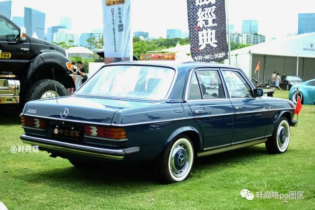 80年代豪车 丨 长春一汽组装的奔驰E级W123型