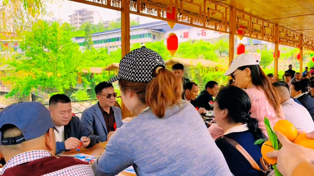 贵州六盘水：岩脚面博园免费营地，有水、有电、有洗澡间