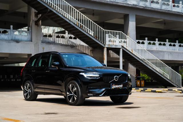 沃尔沃XC90：主动安全全系标配！19个扬声器体验“天籁之音”