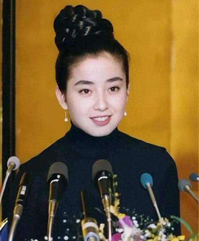 岛国影坛最漂亮的10位70后女演员，曾经的女神酒井法子、宫泽理惠