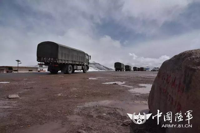 奋斗季，汽车兵将青春绽放雪域“天路”