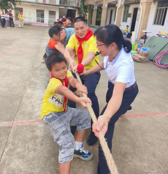 “公益体彩 快乐操场”广西公益活动走进北流市达和小学