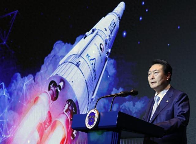 心比天高！15年发射仅3次成功，韩国：建宇宙航空厅，8年后登月