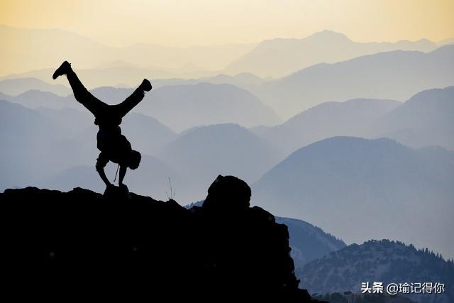 贵州女孩找一个双胞胎男友，不知道谁是哥哥，谁是弟弟经常认错