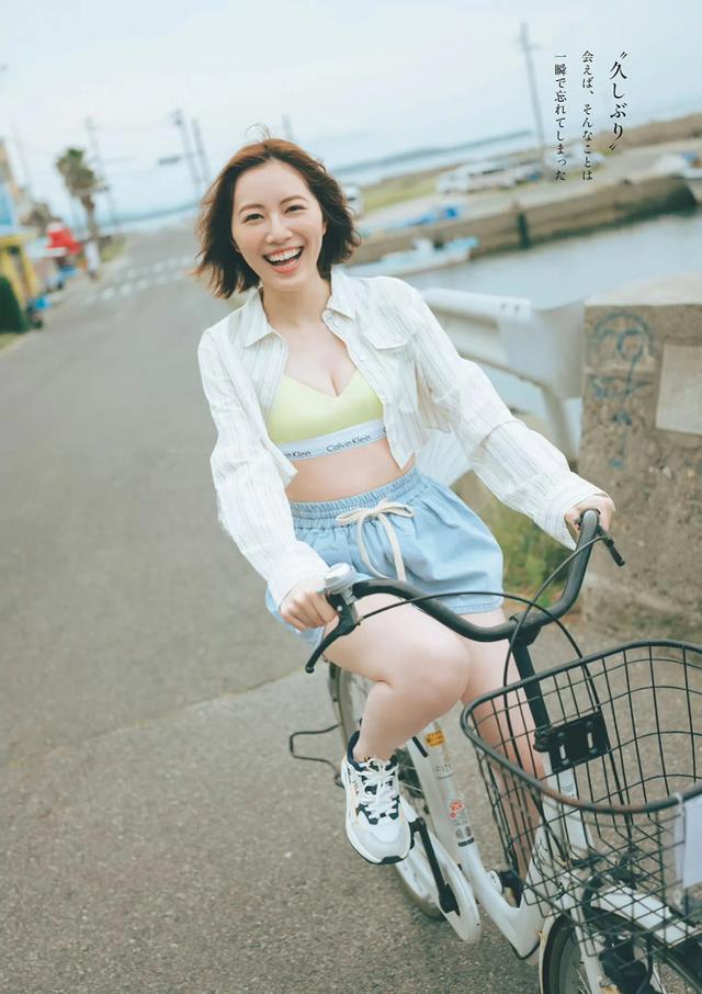 松井珠理奈，时隔六年的杂志写真！