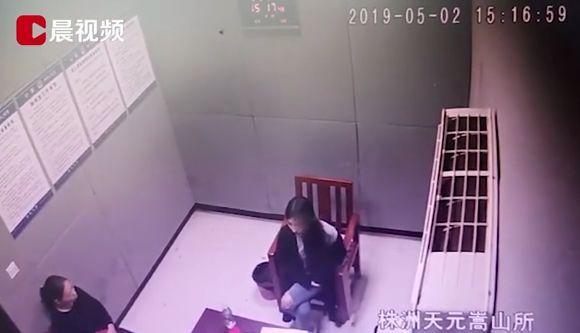 16岁女主播借手机盗保洁阿姨1.9万，父母：求民警多关几年